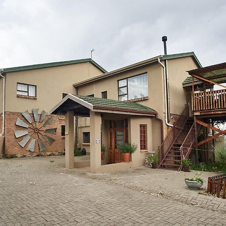Отель The Fat Mulberry Guest Farm Фурисбург Экстерьер фото