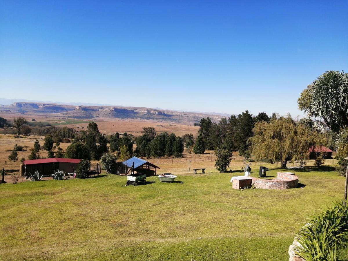 Отель The Fat Mulberry Guest Farm Фурисбург Экстерьер фото
