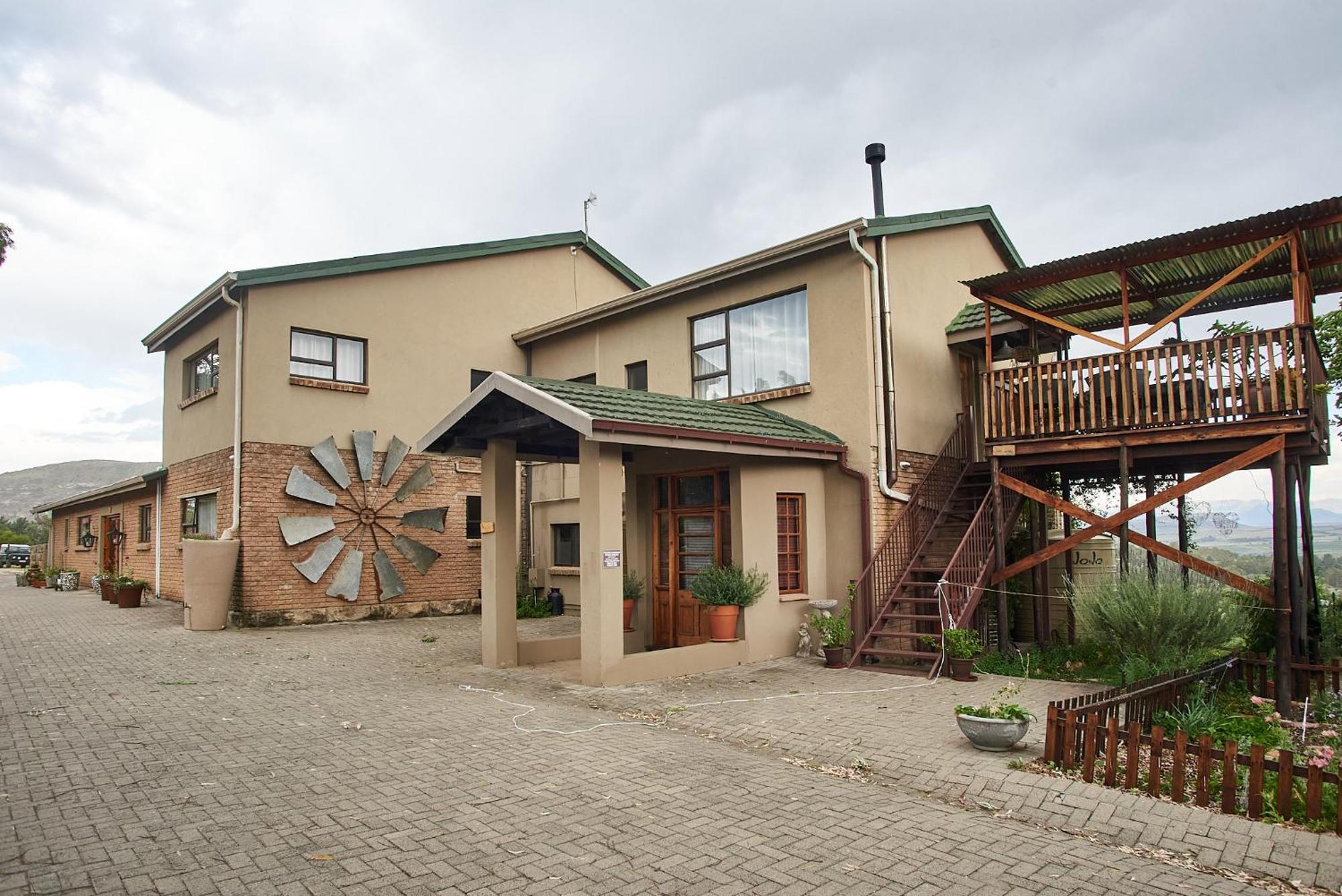 Отель The Fat Mulberry Guest Farm Фурисбург Экстерьер фото