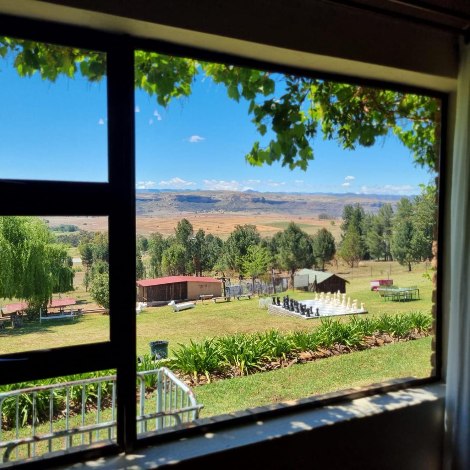 Отель The Fat Mulberry Guest Farm Фурисбург Экстерьер фото